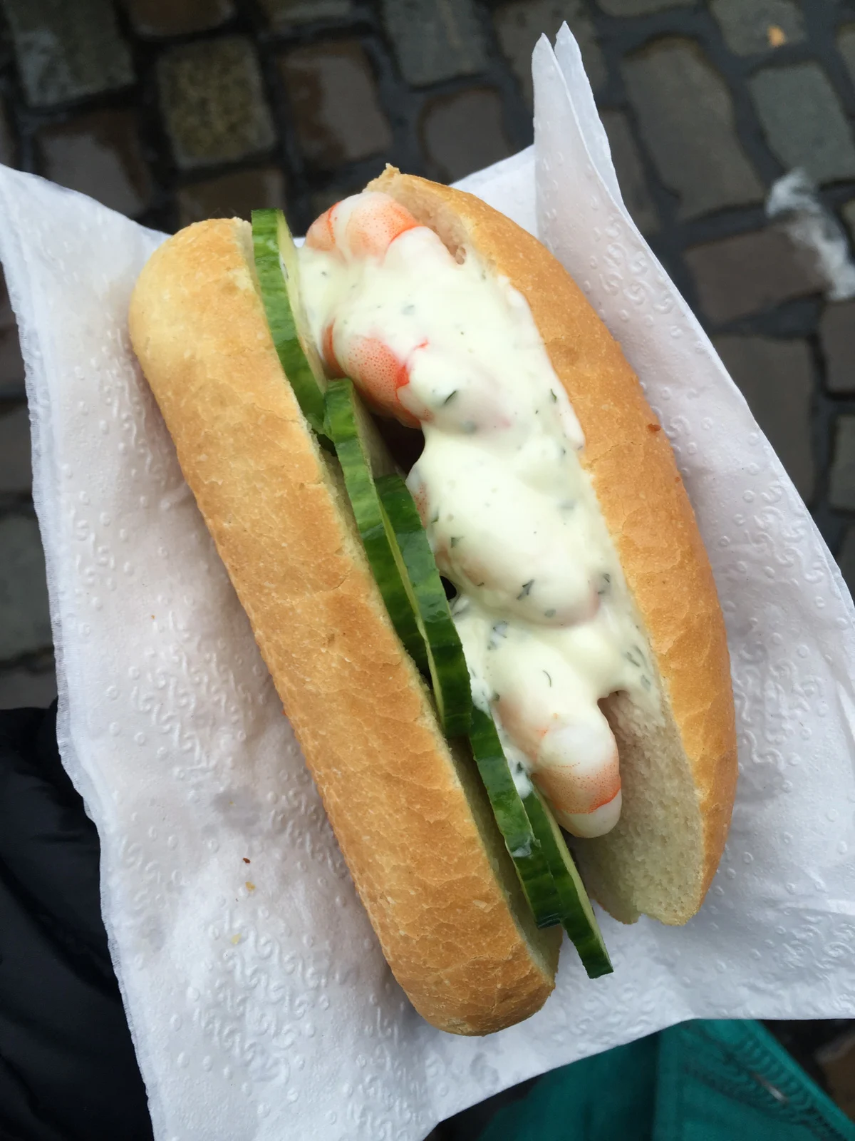 shrimp sandwich
