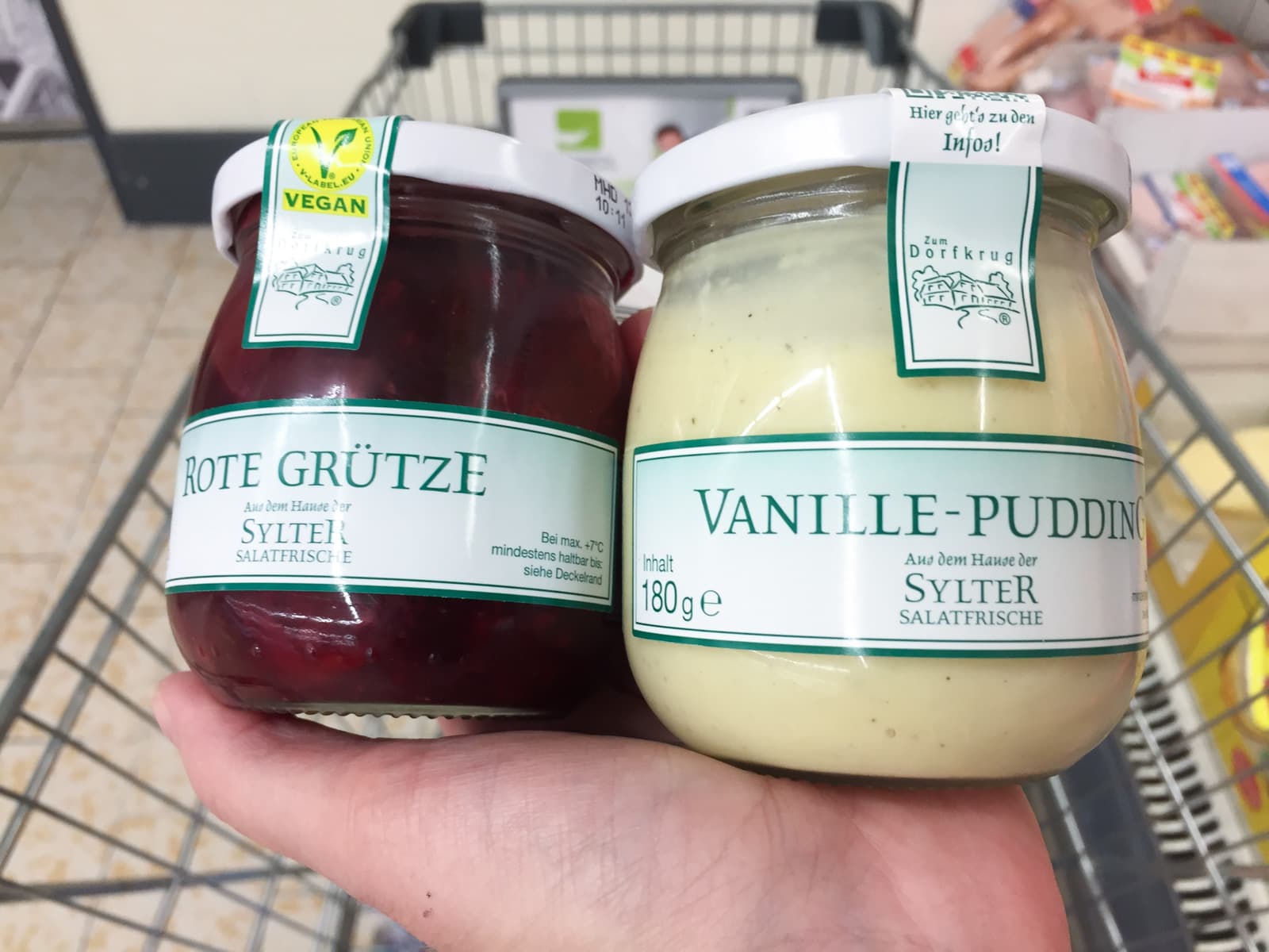 Rote Grütze with vanilla sauce 