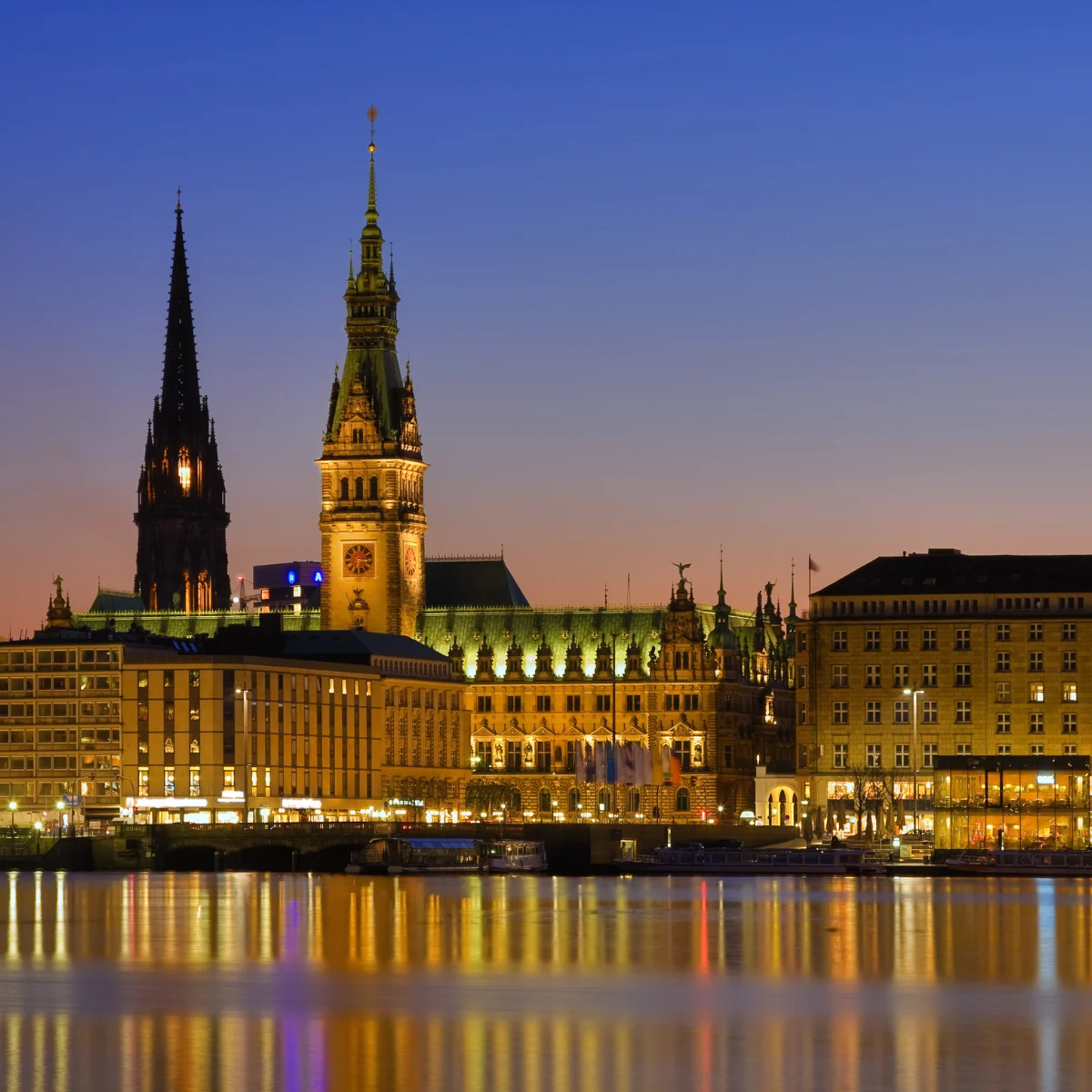 Hamburg at night