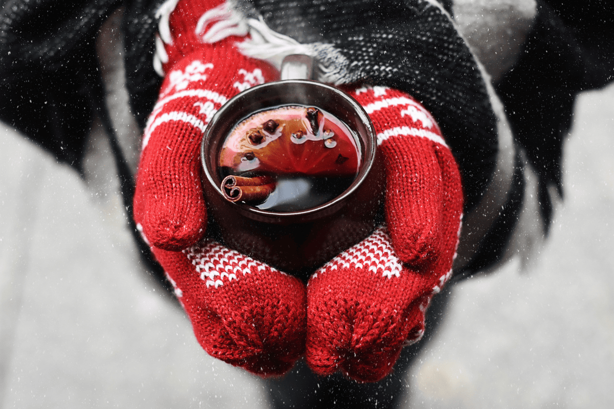 mulled wine (Glühwein)