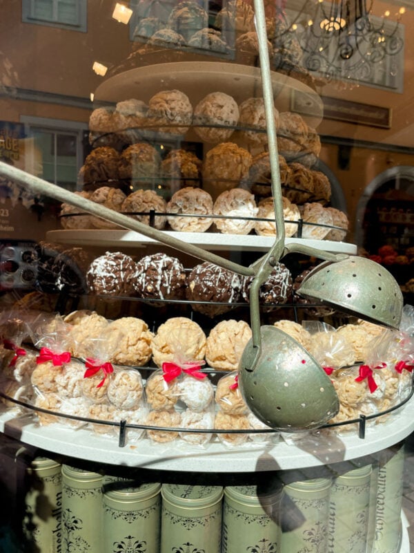 snowballs in Rothenburg