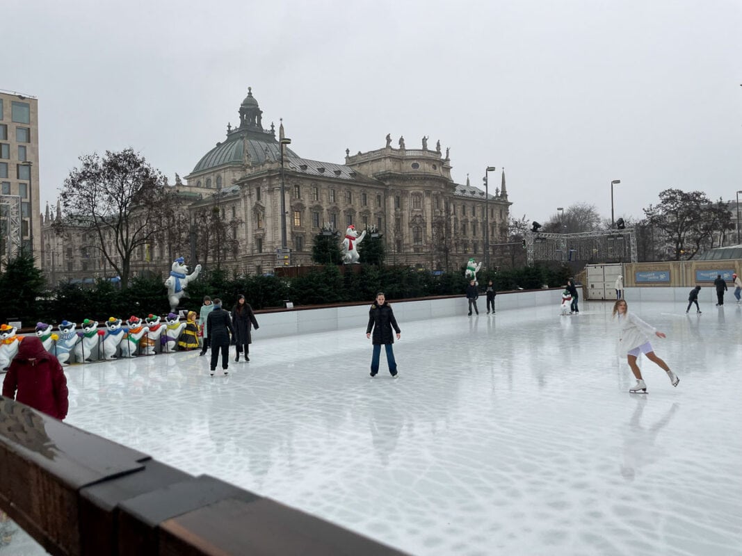 Seasonal ice skating in Munich 