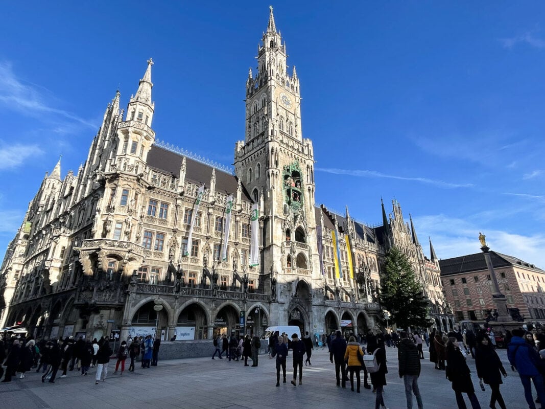 Munich New Town Hall with Glockenspiel