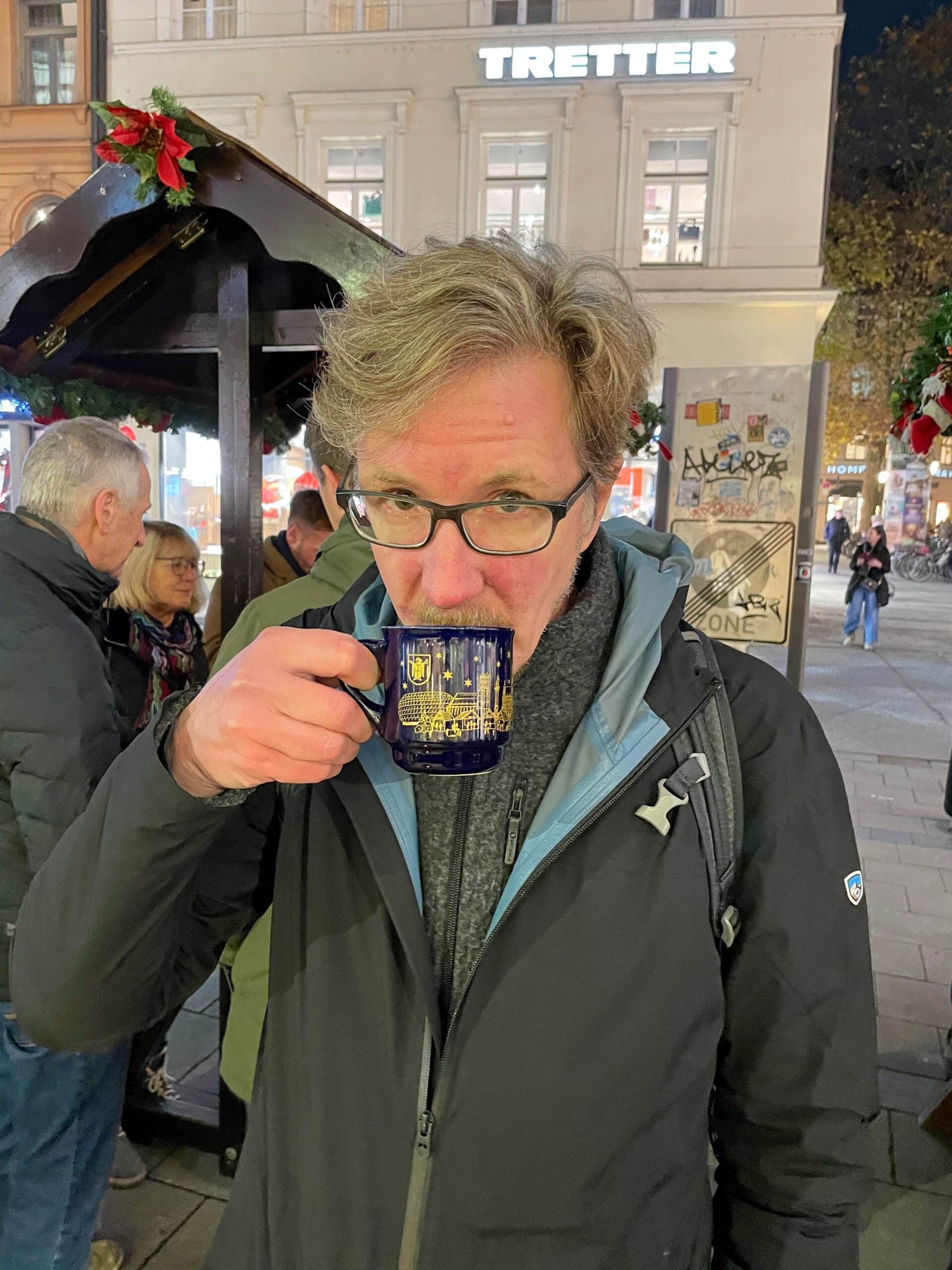 Aaron and Glühwein, Munich