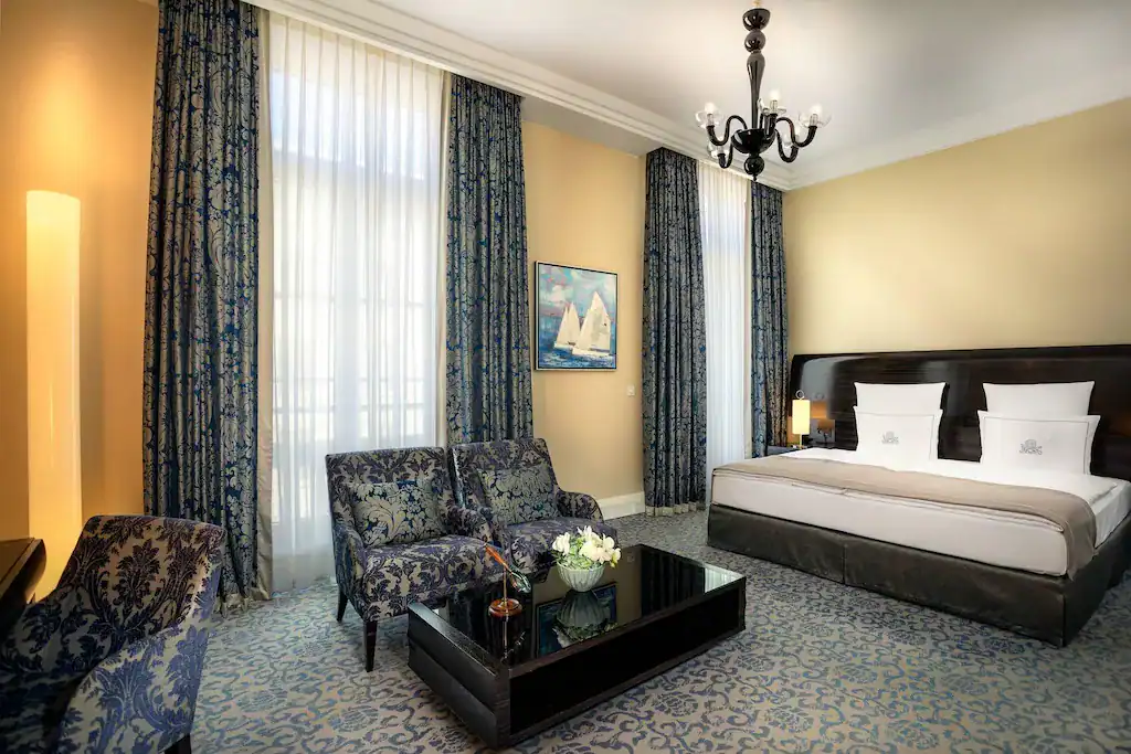 Hotel Atlantic Hamburg, Autograph Collection